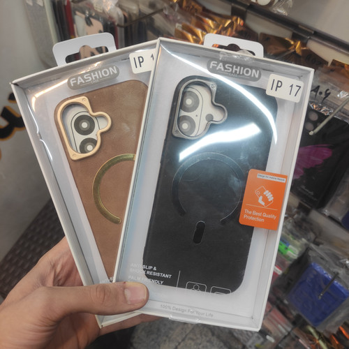 کاور چرمی iPhone 17 Normal