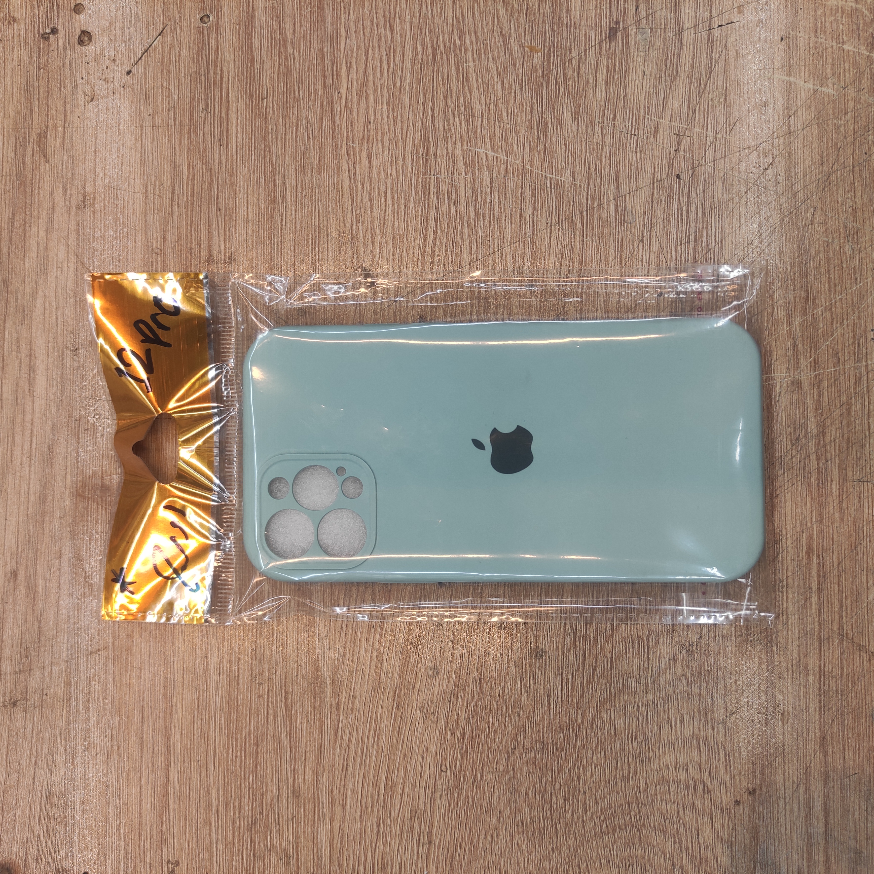 سیلیکون اورجینال iPhone 12 pro